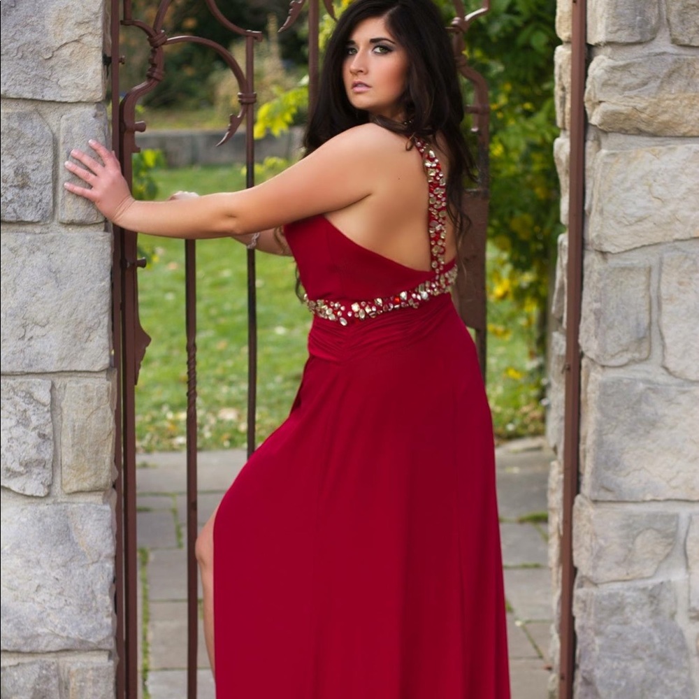 Red Gown Prom/Homecoming/Pageant